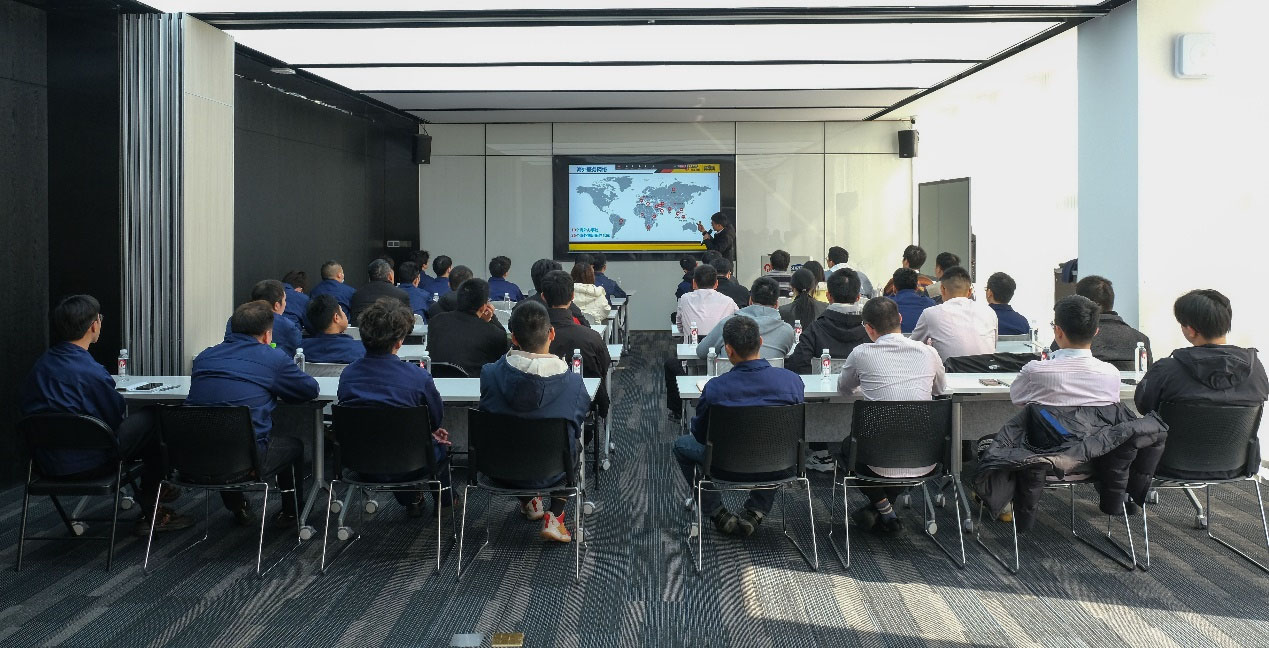 邁向未來 共同成長！泉工股份新員工入職培訓(xùn)圓滿舉行
