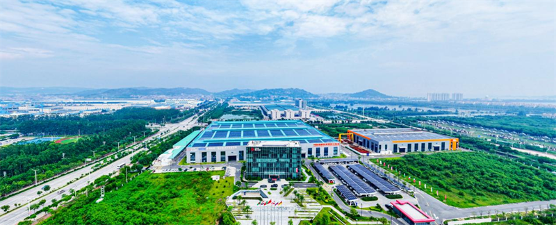 泉工ZN2000C 混凝土制品成型機 助力城市建設(shè)